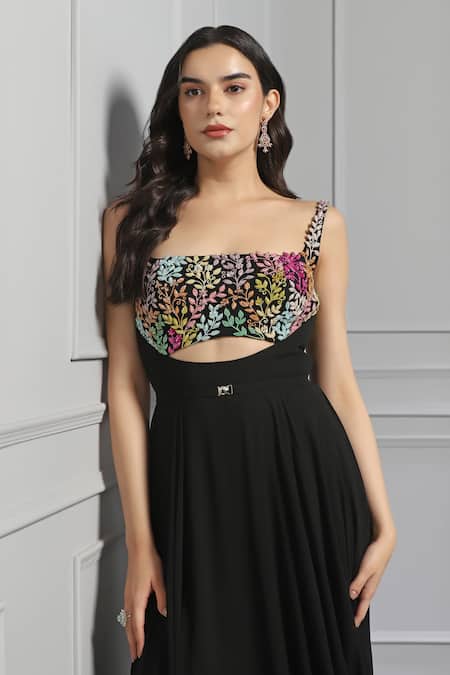 Buy_Baya_Black Georgette, Viscose Cut Work, Gardenia Encrusted Bodice Gown With Belt 