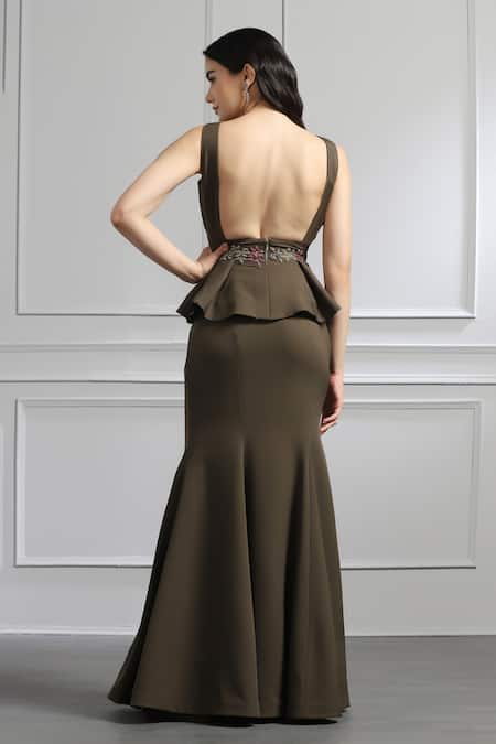 Baya Vine Embellished Peplum Blouse With Mermaid Skirt 