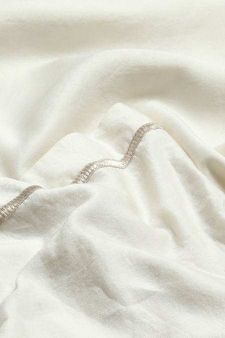 Buy Abraham And Thakore Ivory Chanderi Lace French Knot Trouser Buy_Abraham And Thakore_Ivory Chanderi Lace French Knot Trouser