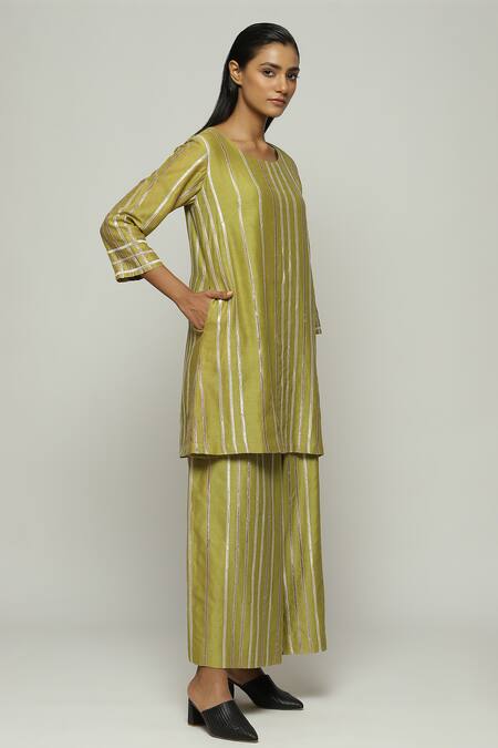 Buy_Abraham And Thakore_Green Chanderi Lace Round Neck Embellished Tunic_Online_at_Aza_Fashions