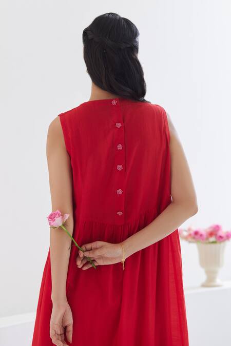 Shop Surmaye Red Cotton, Silk Round Neck Handwoven Pleated Midi Dress Online at Aza Fashions Shop_Surmaye_Red Cotton, Silk Round Neck Handwoven Pleated Midi Dress _Online_at_Aza_Fashions