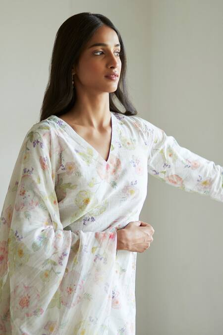 Shop Surmaye Ivory Handloom Cotton V-neck Bliss Botanical Print Kurta And Pant Set Online at Aza Fashions Shop_Surmaye_Ivory Handloom Cotton V-neck Bliss Botanical Print Kurta And Pant Set _Online_at_Aza_Fashions