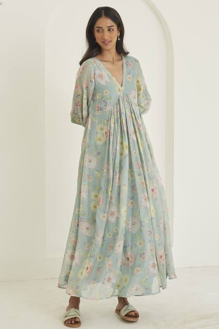 Buy Surmaye Green Chanderi V-neck Gratitude Handpainted Floral Pattern Dress Online at Aza Fashions Buy_Surmaye_Green Chanderi V-neck Gratitude Handpainted Floral Pattern Dress _Online_at_Aza_Fashions