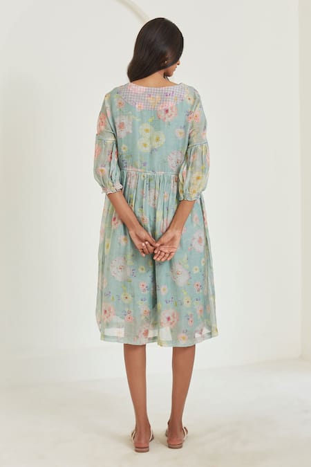 Shop Surmaye Green Joy Flowy Floral Pattern Dress at Aza Fashions Shop_Surmaye_Green Joy Flowy Floral Pattern Dress _at_Aza_Fashions