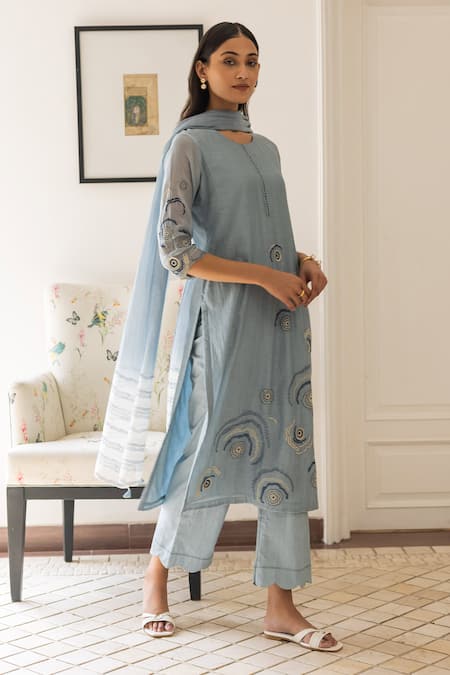 Buy Vaayu Blue Muslin, Cotton Cut Work, Tassels Round Floral Thread Embroidered Kurta Set Online at Aza Fashions Buy_Vaayu_Blue Muslin, Cotton Cut Work, Tassels Round Floral Thread Embroidered Kurta Set _Online_at_Aza_Fashions