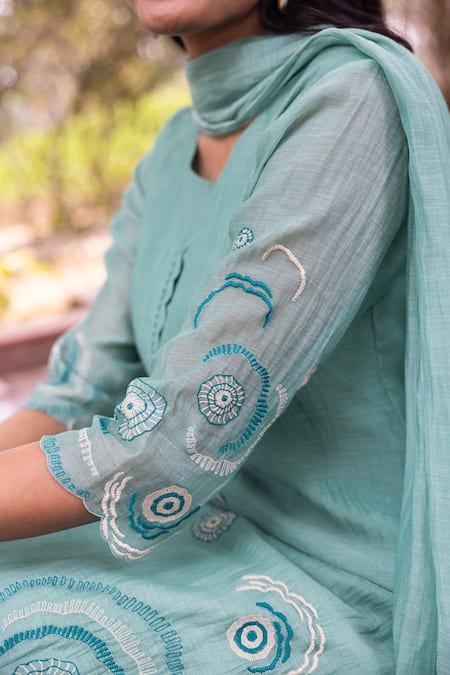 Vaayu Green Muslin, Cotton Embroidery, Tassels Round Neck, Floral Thread Kurta Set at Aza Fashions Vaayu_Green Muslin, Cotton Embroidery, Tassels Round Neck, Floral Thread Kurta Set _at_Aza_Fashions