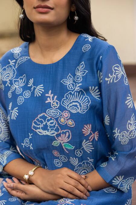 Buy Vaayu Blue Muslin, Cotton Embroidery Round Neck Printed Layered Kurta And Pant Set Buy_Vaayu_Blue Muslin, Cotton Embroidery Round Neck Printed Layered Kurta And Pant Set