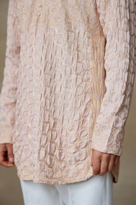 Shop SHASHA GABA Pink Silk Embroidery Resham Floral Short Kurta Online at Aza Fashions Shop_SHASHA GABA_Pink Silk Embroidery Resham Floral Short Kurta _Online_at_Aza_Fashions