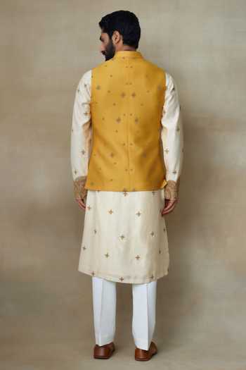 Shop SHASHA GABA Yellow Silk Embroidery Turmeric Bundi at Aza Fashions Shop_SHASHA GABA_Yellow Silk Embroidery Turmeric Bundi _at_Aza_Fashions