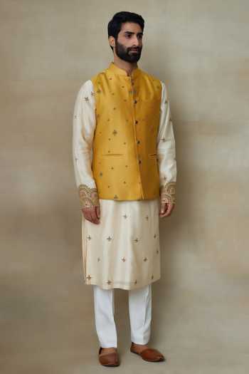 Shop SHASHA GABA Yellow Silk Embroidery Turmeric Bundi Online at Aza Fashions Shop_SHASHA GABA_Yellow Silk Embroidery Turmeric Bundi _Online_at_Aza_Fashions