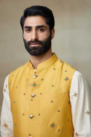SHASHA GABA Yellow Silk Embroidery Turmeric Bundi at Aza Fashions SHASHA GABA_Yellow Silk Embroidery Turmeric Bundi _at_Aza_Fashions