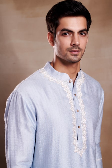 SHASHA GABA Blue Silk Zari, Embroidery Gul Resham Thread Work Kurta Online at Aza Fashions SHASHA GABA_Blue Silk Zari, Embroidery Gul Resham Thread Work Kurta _Online_at_Aza_Fashions