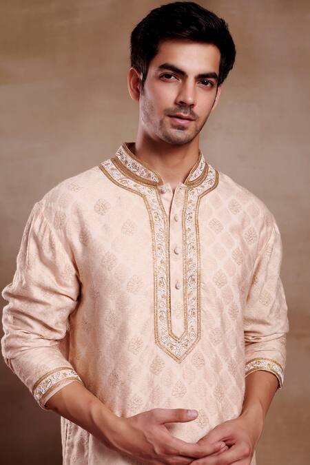 SHASHA GABA Beige Silk Embroidery, Sequins Phool Bahar Resham Thread Work Kurta Online at Aza Fashions SHASHA GABA_Beige Silk Embroidery, Sequins Phool Bahar Resham Thread Work Kurta _Online_at_Aza_Fashions