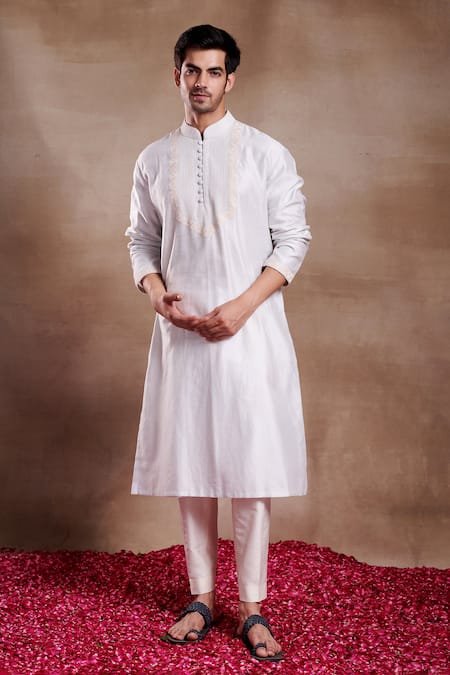 SHASHA GABA Pintucked Yoke Kurta 