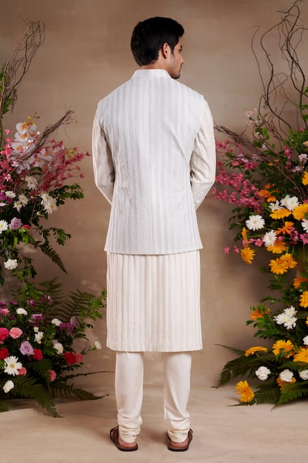 Shop SHASHA GABA Blue Silk Zari, Pearls Jaal Bundi Set at Aza Fashions Shop_SHASHA GABA_Blue Silk Zari, Pearls Jaal Bundi Set _at_Aza_Fashions