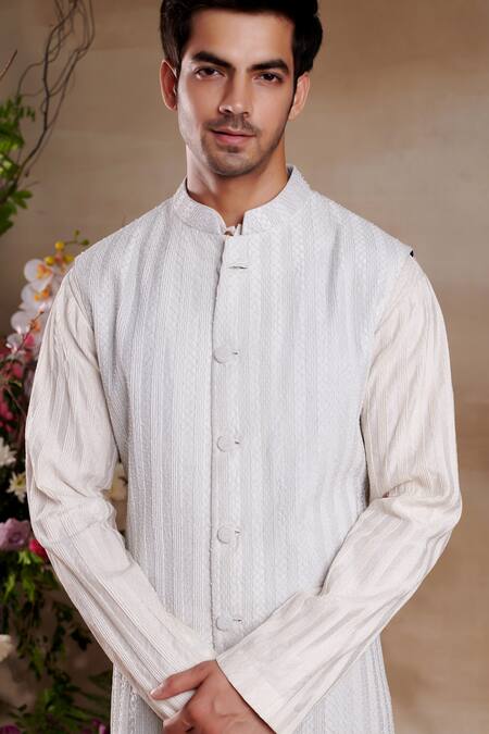 SHASHA GABA Blue Silk Zari, Pearls Jaal Bundi Set Online at Aza Fashions SHASHA GABA_Blue Silk Zari, Pearls Jaal Bundi Set _Online_at_Aza_Fashions