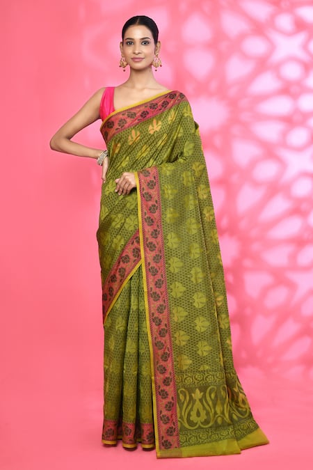 Nazaakat by Samara Singh Green Cotton Silk Woven Floral Blossom Pattern Saree With Running Blouse Piece