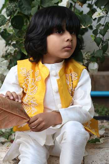Byb Premium_Yellow Silk Pearls, Embroidery Floral Bundi Kurta Set _at_Aza_Fashions
