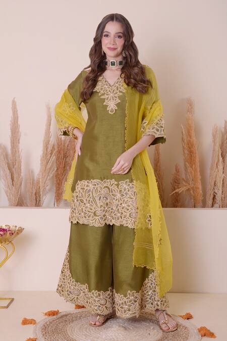 Buy_Surabhi Arya_Green Bamboo Cut Work, Embroidery, Gota Patti, Zari V-neck And Kurta Sharara Set _Online_at_Aza_Fashions