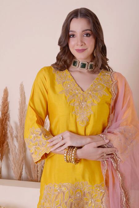 Surabhi Arya_Yellow Modal, Silk, Organza Sequins, Zari, Floral Kurta Dhoti Pant Set _Online_at_Aza_Fashions
