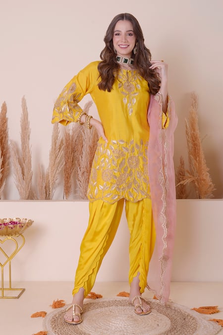 Surabhi Arya Yellow Bamberg Silk Embroidered Floral And Gota Kurta Dhoti Pant Set 
