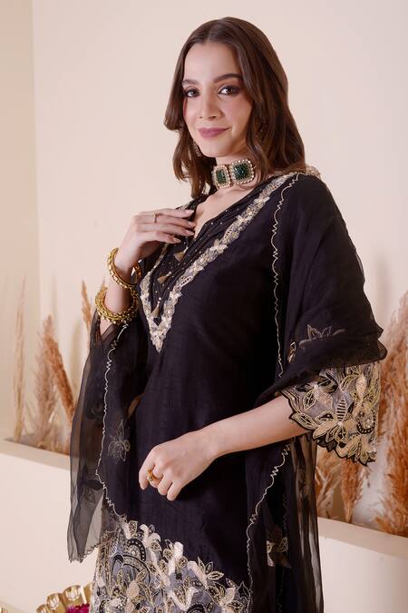 Buy_Surabhi Arya_Black Modal, Silk, Organza Sequins, Embroidery Open Floral Cutwork Kurta Set 