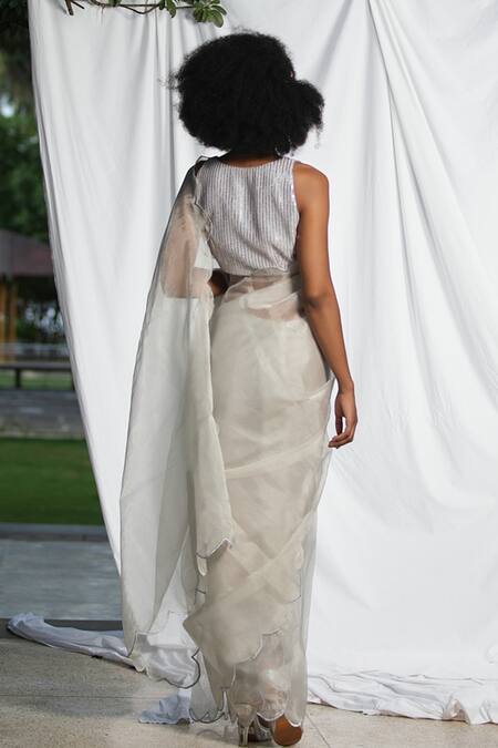 Shop Pooja Bagaria Silver Tissue, Silk Sequins V-neck Scallop Border Saree With Blouse at Aza Fashions Shop_Pooja Bagaria_Silver Tissue, Silk Sequins V-neck Scallop Border Saree With Blouse_at_Aza_Fashions