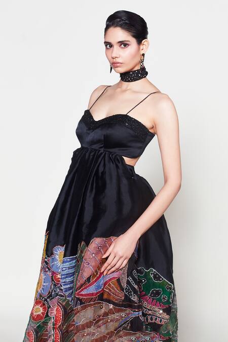 Buy_Aisha Rao_Black Organza Sequins, Beads Sweetheart Neck Twilight Floral Embellished Gown _Online_at_Aza_Fashions