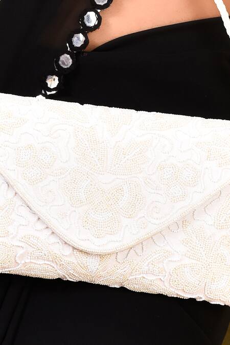 Kreivo By Vamanshi Damania White Pearl Silk Embroidered Envelope Bag at Aza Fashions Kreivo By Vamanshi Damania_White Pearl Silk Embroidered Envelope Bag _at_Aza_Fashions