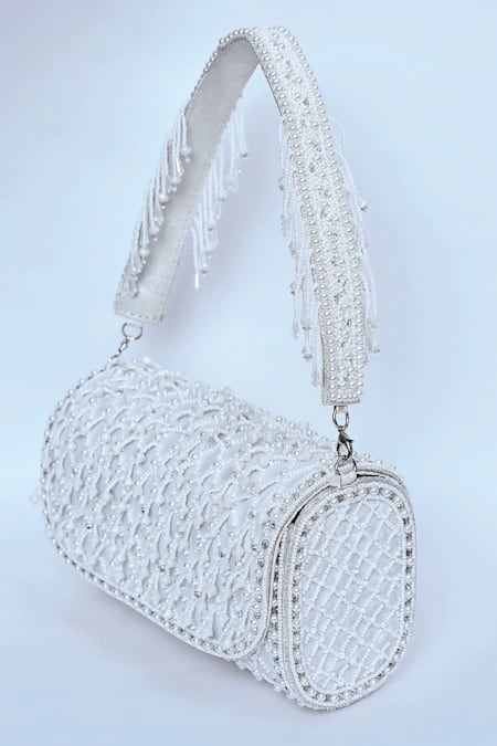 Buy_Kreivo By Vamanshi Damania_White Bead Bucket Bag_Online_at_Aza_Fashions