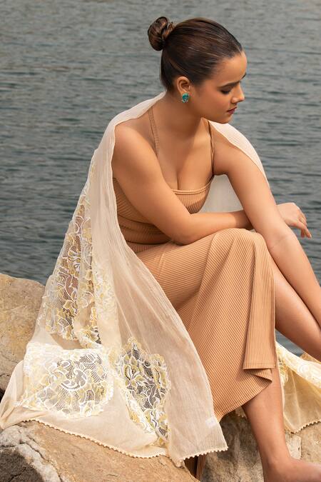 Buy Modarta Beige Floral Lace Embroidered Stole Online at Aza Fashions Buy_Modarta_Beige Floral Lace Embroidered Stole _Online_at_Aza_Fashions