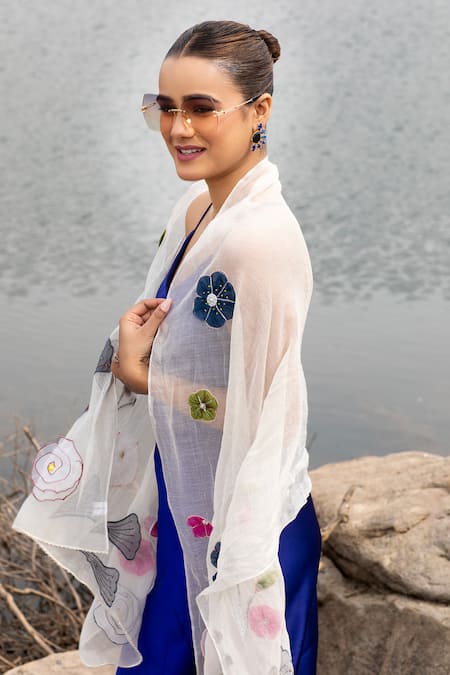Shop_Modarta_White Floral Blossom Embroidered Stole _at_Aza_Fashions