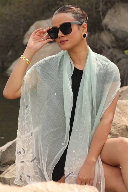 Buy_Modarta_White Hand Embroidered Ombre Stole _Online_at_Aza_Fashions