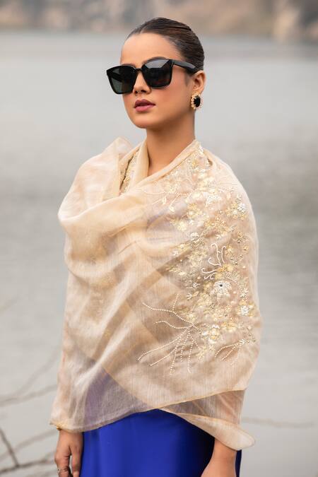 Modarta Beige Resham Floral Embroidered Stole Online at Aza Fashions Modarta_Beige Resham Floral Embroidered Stole _Online_at_Aza_Fashions