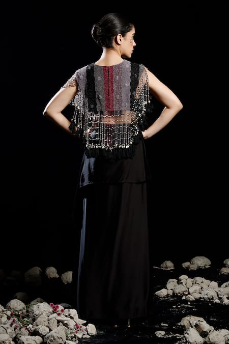 Eclat By Prerika Jalan Tangle Beads Encrusted Fringy Cape Draped Skirt Set 