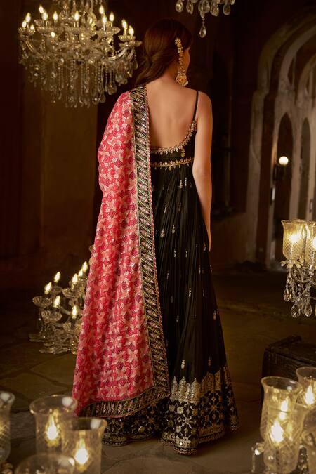 Lashkaraa_Black Silk, Chiffon Embroidery, Sequins, Zari Scoop Neck Anarkali Set _Online_at_Aza_Fashions
