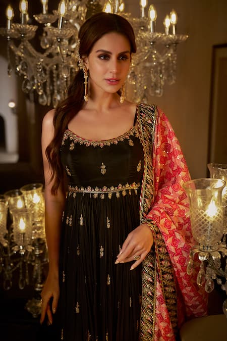 Buy_Lashkaraa_Black Silk, Chiffon Embroidery, Sequins, Zari Scoop Neck Anarkali Set _Online_at_Aza_Fashions