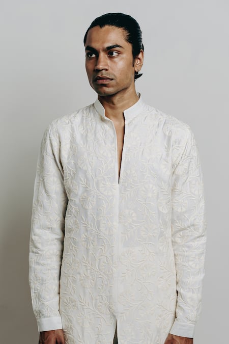 Buy_Krishna Mehta_White Cotton, Viscose Embroidery Floral Thread Kurta_Online_at_Aza_Fashions