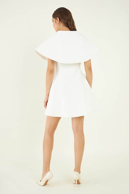 Shop Bohobi White Crepe V-neck Suave Plain Short Dress at Aza Fashions Shop_Bohobi_White Crepe V-neck Suave Plain Short Dress _at_Aza_Fashions