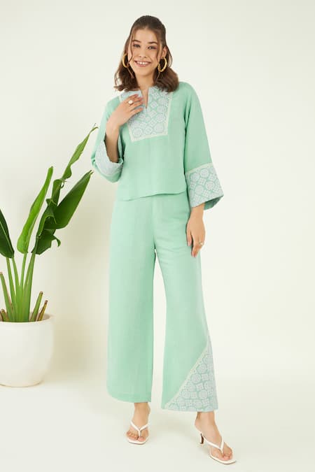Bohobi Green 100% Linen Embroidered Dori Notched Placement Top With Pant 