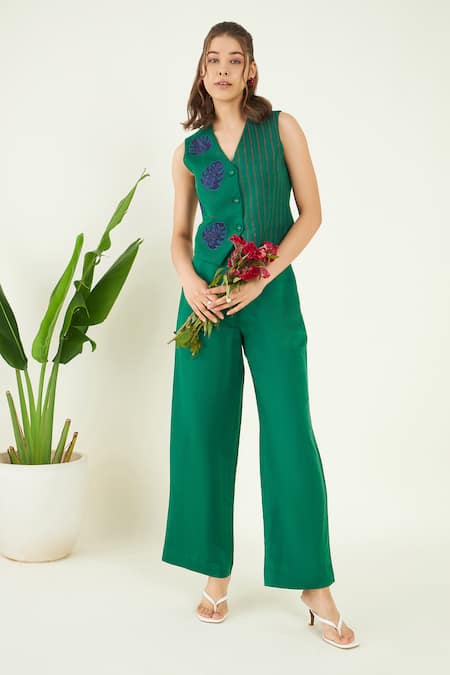 Bohobi Green 100% Linen Embroidery Bullian Leaf V Neck Vest With Trouser 