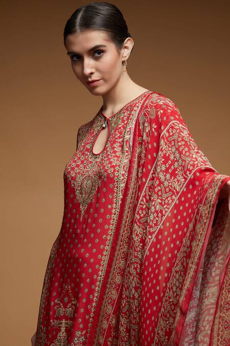 Nirraamyaa_Red Georgette Rhinestones Keyhole Neck Flower Butti Print Kurta Pant Set_at_Aza_Fashions