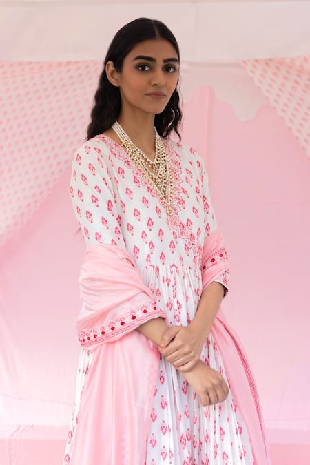 Punit Balana Pink Chanderi Silk Printed Floral V The Pakeezah Prinr Angarkha Set Online at Aza Fashions Punit Balana_Pink Chanderi Silk Printed Floral V The Pakeezah Prinr Angarkha Set _Online_at_Aza_Fashions