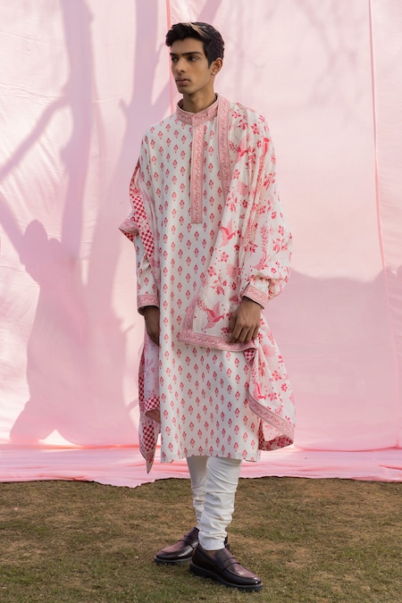 PUNIT BALANA Pink Tussar Silk Printed Resham Floral Kurta Set With Dushala 