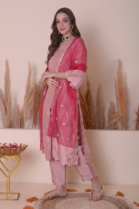 Buy_Surabhi Arya_Pink Bamboo, Organza Embroidery, Zari Scallop Cutwork Straight Kurta Pant Set _Online_at_Aza_Fashions