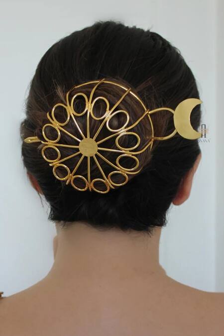 Anana_Gold Plated Banjara Cutwork Embellished Bun With Pin _Online_at_Aza_Fashions