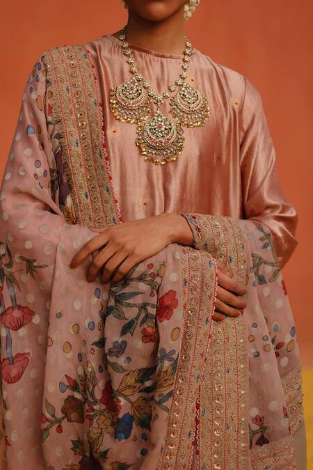 Archana Jaju Pink Chiffon, Kota Doria, Floral Butti Kurta Set With Handpainted Dupatta Online at Aza Fashions Archana Jaju_Pink Chiffon, Kota Doria, Floral Butti Kurta Set With Handpainted Dupatta_Online_at_Aza_Fashions