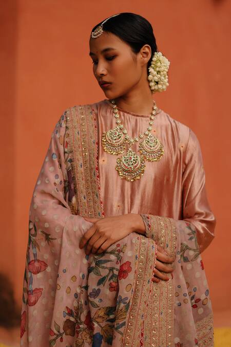 Shop Archana Jaju Pink Chiffon, Kota Doria, Floral Butti Kurta Set With Handpainted Dupatta Online at Aza Fashions Shop_Archana Jaju_Pink Chiffon, Kota Doria, Floral Butti Kurta Set With Handpainted Dupatta_Online_at_Aza_Fashions
