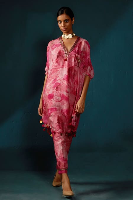 Buy Pink Chinon Chiffon Printed Abstract V Neck Kurta And Pant Set