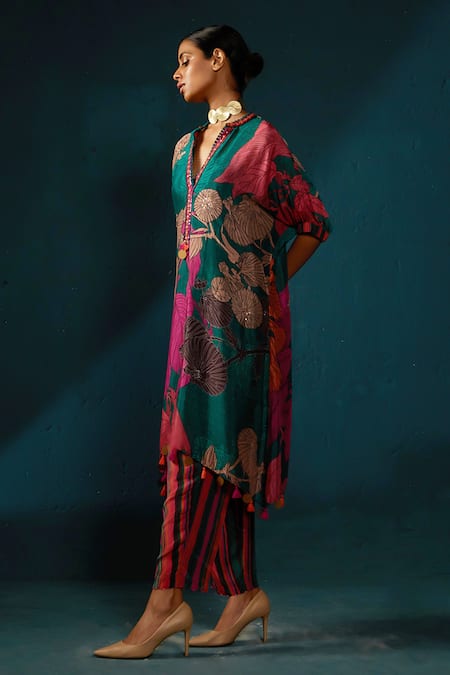 Basil Leaf_Green Chiffon Tassels Floral Abstract Print Asymmetric Kaftan Kurta And Pant Set_Online_at_Aza_Fashions